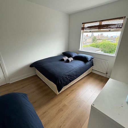 Nice Triple Room At 2 Iveragh Rd-6 دبلن المظهر الخارجي الصورة